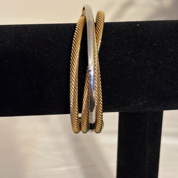 Beautiful Gold and Silver Interwind Bracelet for any occasion - Picture 9 of 16